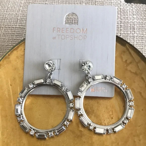 Topshop Earrings Hoops Silver White Crystal Evening Cocktail Jewelry ~ Brand New - Picture 2 of 3